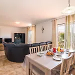 Prázdninový dům House Lilly Višnjan