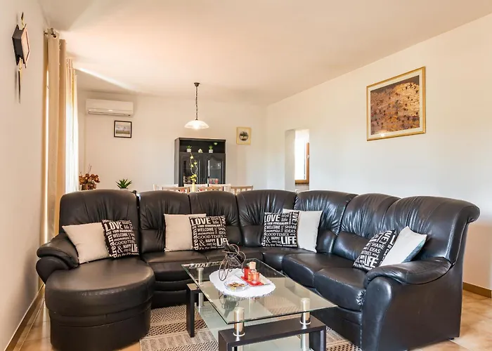 Vikendica House Lilly