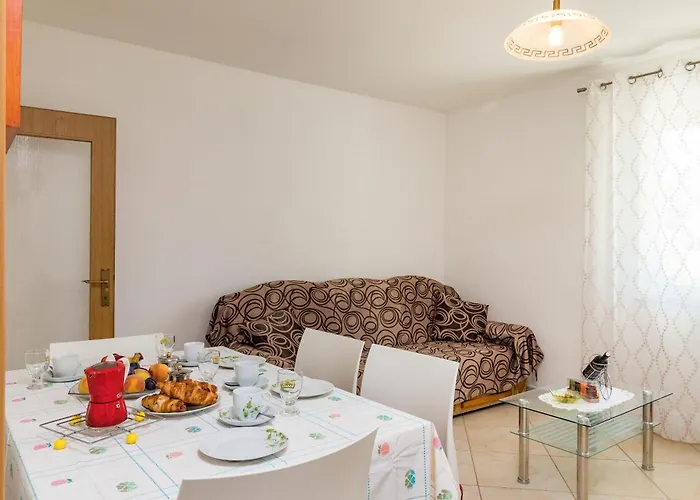 Vikendica House Lilly Visnjan