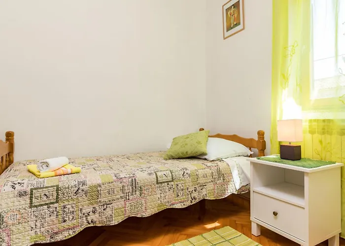 House Lilly Vikendica